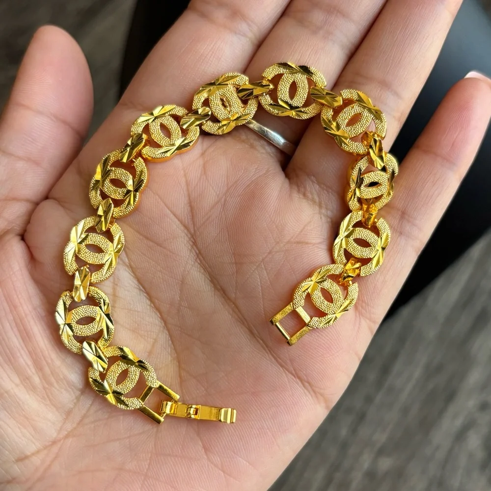 New Gold Link C Women's Bracelet - Yellow Gold Bracelet - Picture 6 of 7